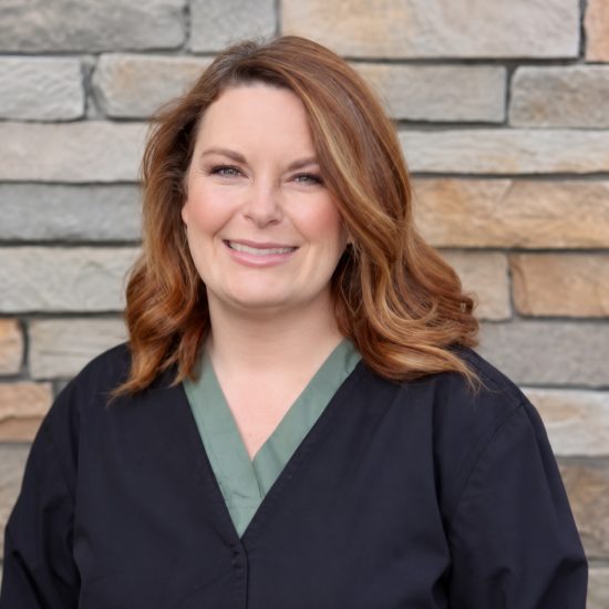 dr.amanda-img